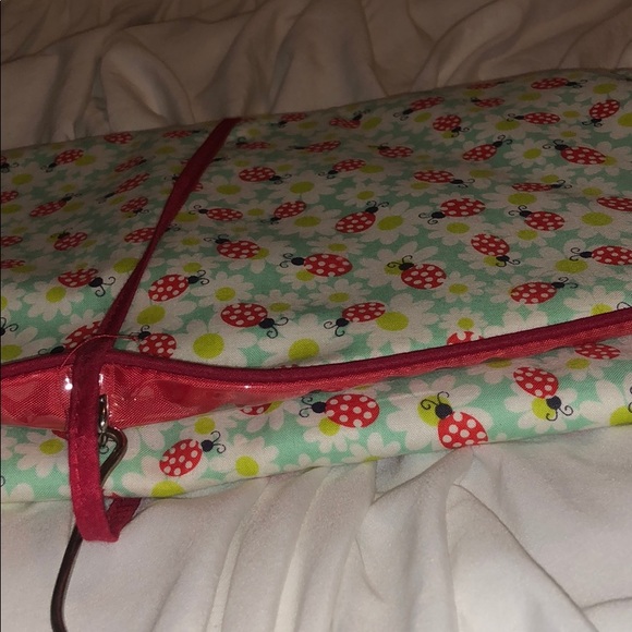 folding traveling bag - Picture 2 of 4